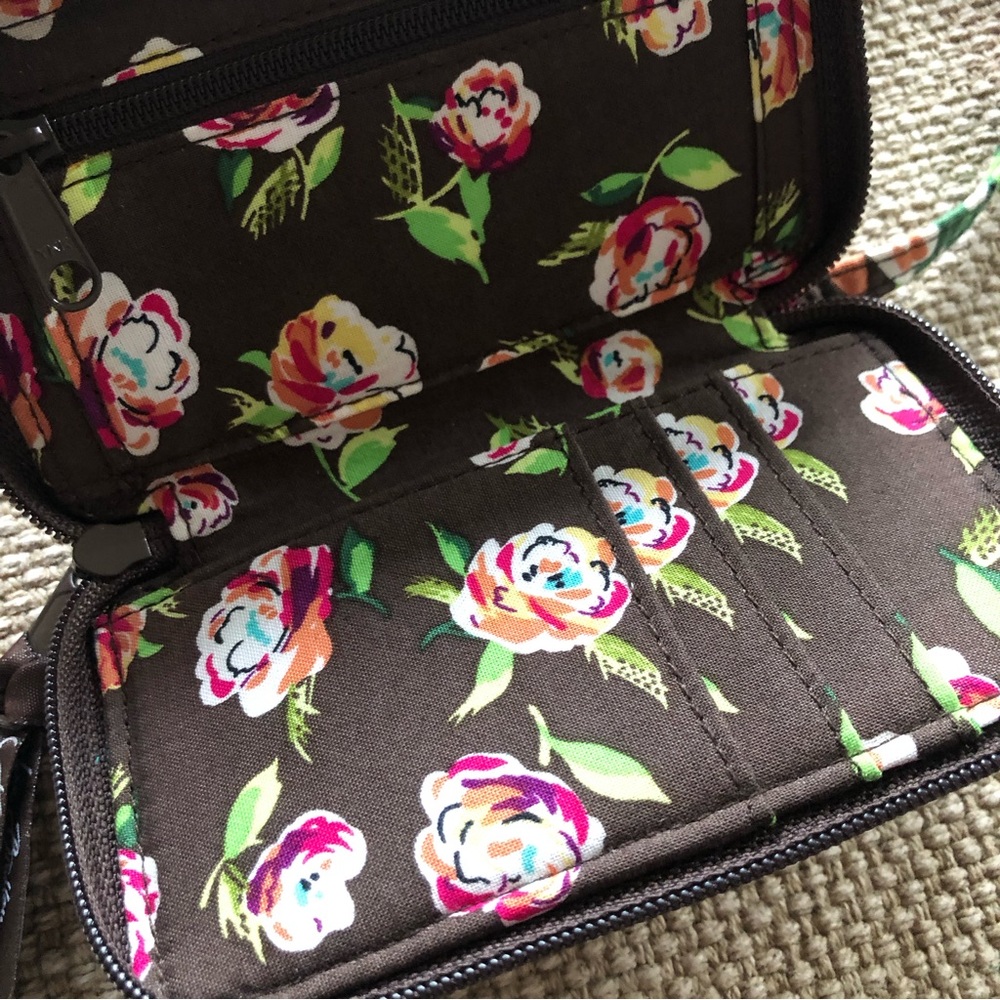 Vera Bradley Wristlet Wallet ID Holder. New without tags.
